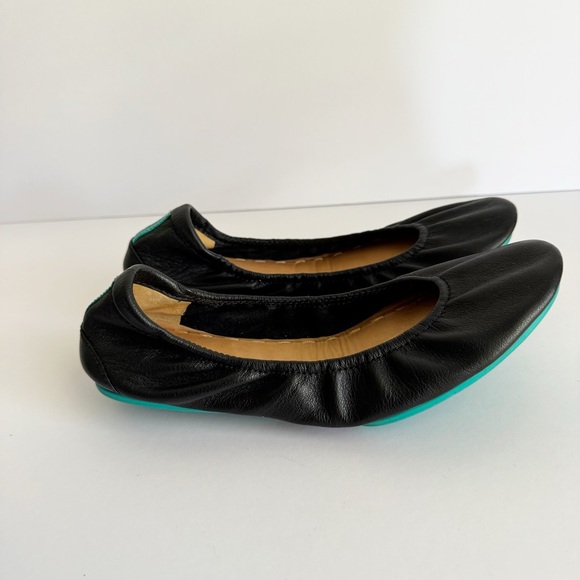 Tieks by Gavrieli Black Leather Foldable Ballet Flats 7 - Picture 5 of 9